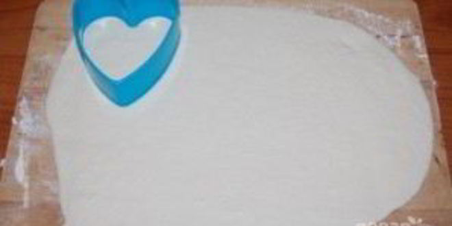 Рецепт мини-пицц в форме сердца на 14 февраля