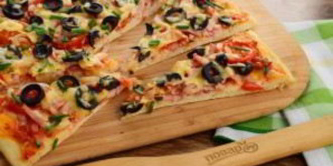 Рецепт пиццы домашней с колбасой