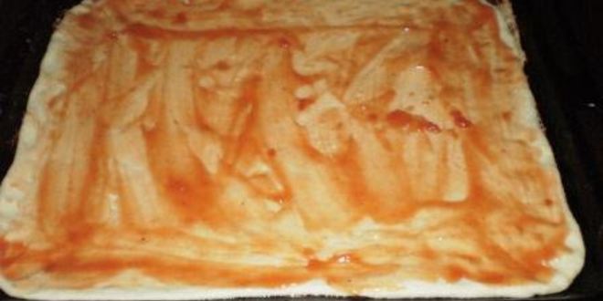 Рецепт пиццы на дрожжевом тесте по-домашнему