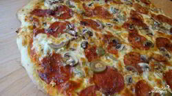 Рецепт Пиццы с колбасой и грибами