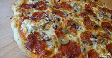 Рецепт Пиццы с колбасой и грибами