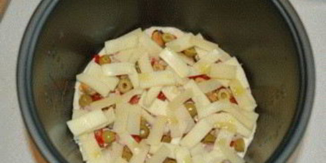 Рецепт пиццы с креветками в мультиварке