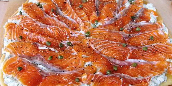 Рецепт пиццы с пьяным лососем