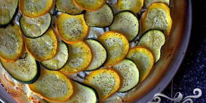 Рецепт Пиццы с цуккини и козьим сыром