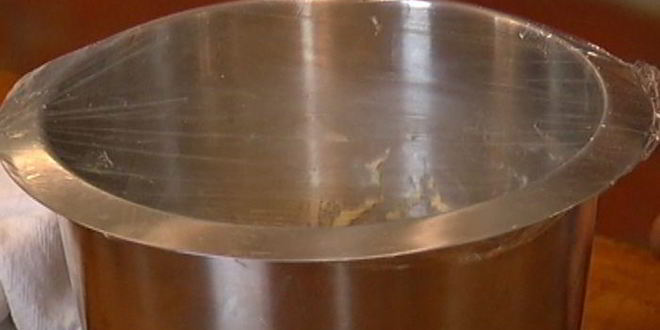 Рецепт пиццы со спаржей, сыром таледжо и спеком