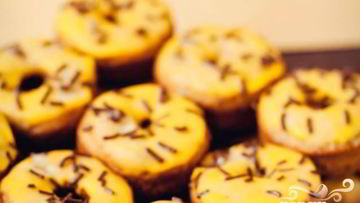 Рецепт Банановых пончиков в глазури