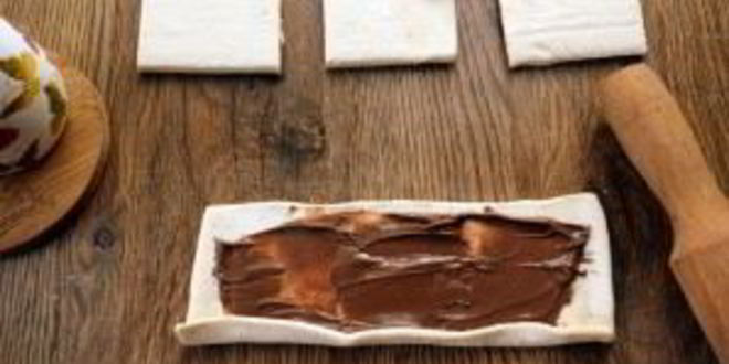 Рецепт крученых пончиков с нутеллой