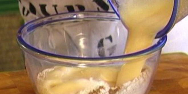 Рецепт пончиков на кефире с корицей и мускатным орехом