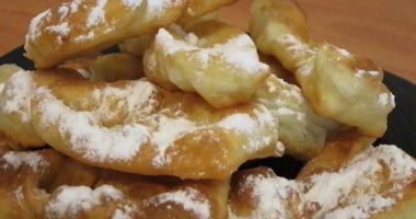 Рецепт Пышного хвороста на кефире