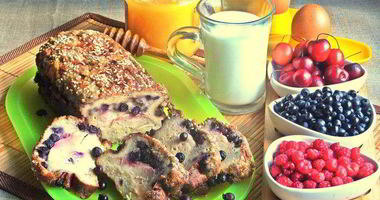 Рецепт Хлебной шарлотки Яблочно-ягодная