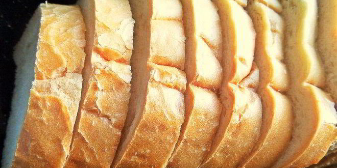 Рецепт хлебной шарлотки яблочно-ягодная