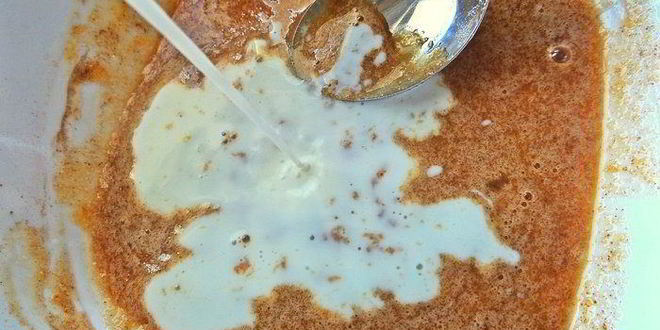 Рецепт хлебной шарлотки яблочно-ягодная