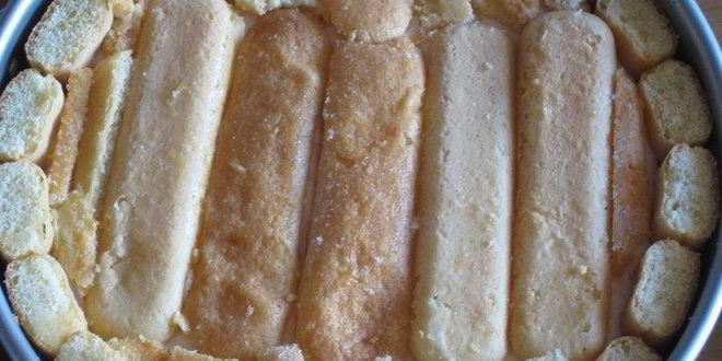 Рецепт клубнично-творожной шарлотка