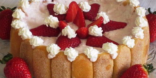 Рецепт клубнично-творожной шарлотка