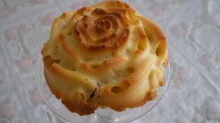 Рецепт Мини-шарлотки с изюмом