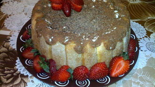 Рецепт нежной шарлотки