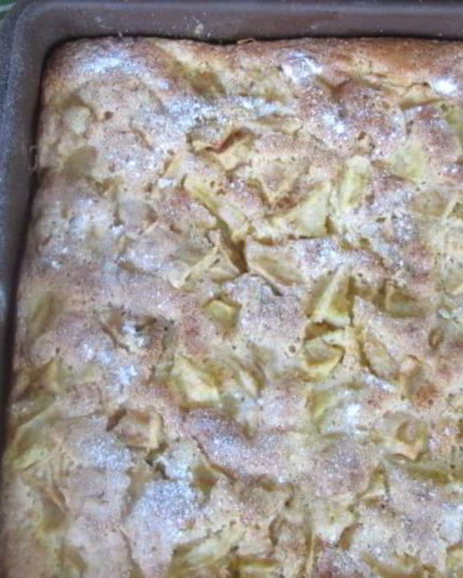 Рецепт просто шарлотка