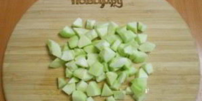 Рецепт шарлотки без дрожжей