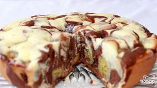 Рецепт Шарлотки с бананами в мультиварке