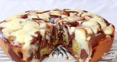 Рецепт Шарлотки с бананами в мультиварке