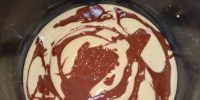 Рецепт шарлотки с бананами в мультиварке