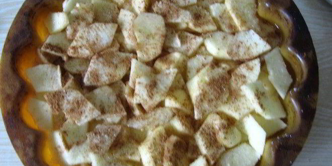 Рецепт шарлотки с безе