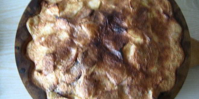 Рецепт шарлотки с безе