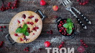 Рецепт Шарлотки с брусникой