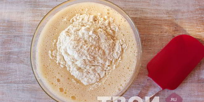 Рецепт шарлотки с брусникой