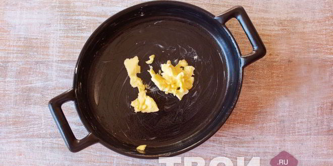 Рецепт шарлотки с брусникой