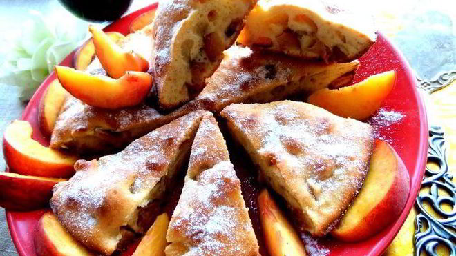 Рецепт шарлотки с нектаринами