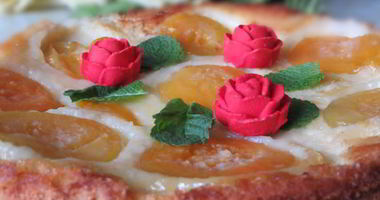 Рецепт Шарлотки с персиками