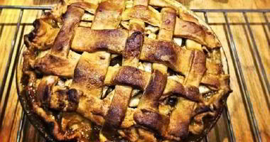 Рецепт Шарлотки с ревенем и яблоками