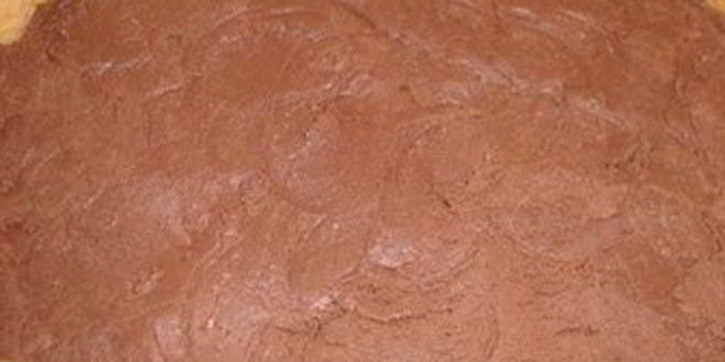 Рецепт шарлотки с шоколадно-малиновым муссом и воздушным ванильным кремом