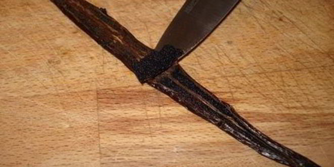 Рецепт шарлотки с шоколадно-малиновым муссом и воздушным ванильным кремом