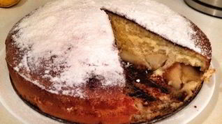 Рецепт Шарлотки с яблоками в меде