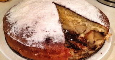 Рецепт Шарлотки с яблоками в меде