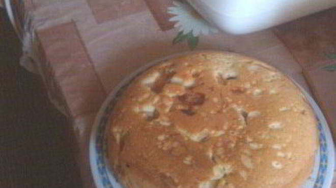 Рецепт шарлотки яблочно-вишневая