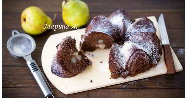 Рецепт Шоколадной шарлотки с грушей и корицей