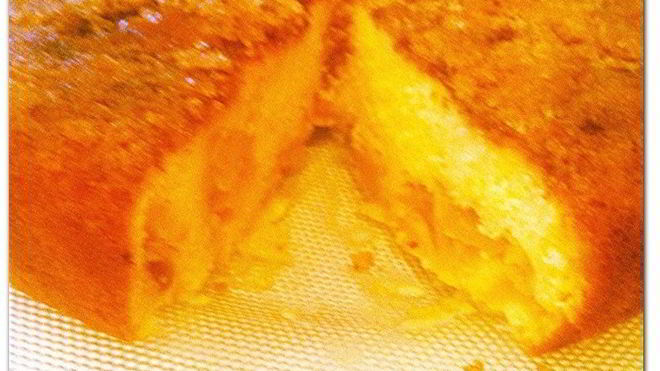 Рецепт яблочной шарлотки с сахарной корочкой