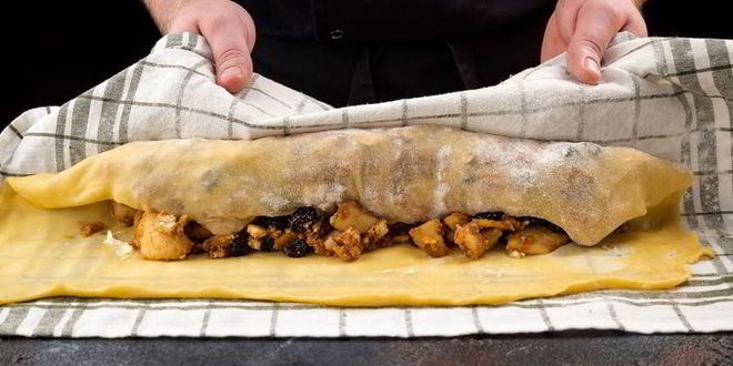 Рецепт ароматного яблочного штруделя