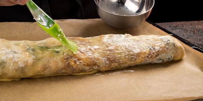 Рецепт ароматного яблочного штруделя