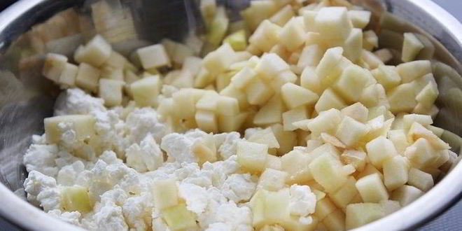 Рецепт ленивого полезного штруделя