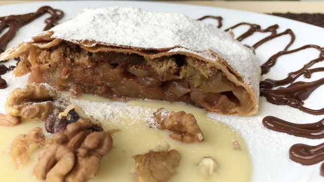 Рецепт настоящего яблочного штруделя