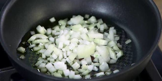 Рецепт овощного штруделя с фасолью и паприкой