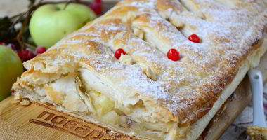 Рецепт Самого простого яблочного штруделя