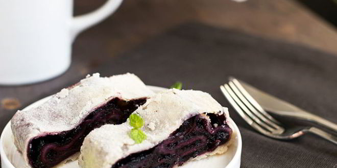 Рецепт штруделя с черникой