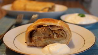 Рецепт Штруделя с грушами и сыроежками