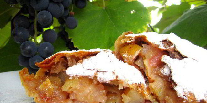 Рецепт Штруделя с яблочно-грушевой начинкой