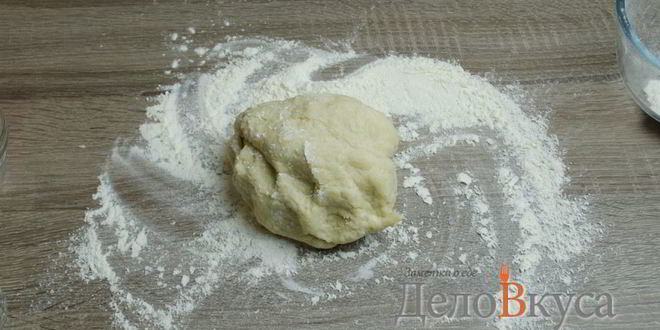 Рецепт штруделя с яблоками, изюмом и грецкими орехами